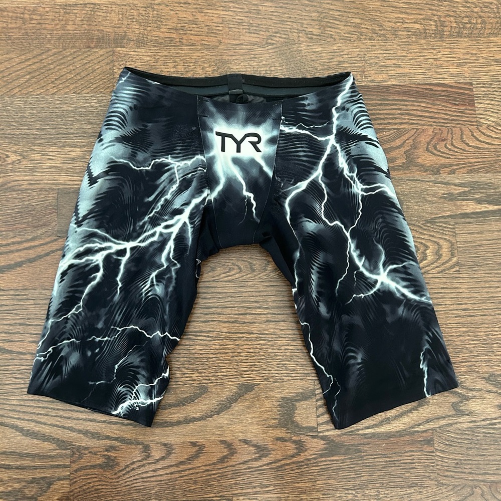 TYR Venzo Tech Suit